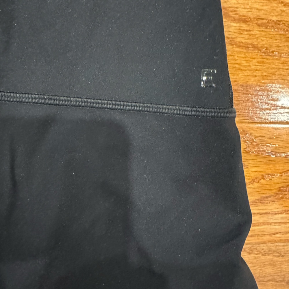 Everlane The Perform Legging Black Women's Cropped Pants/ Capri - Large - Picture 4 of 4
